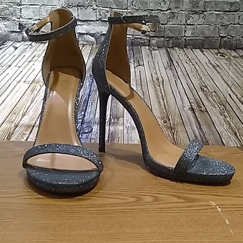 NEW CHARLOTTE RUSSE HEELS - Picture 4 of 4